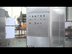 Chocolate industrial de la manteca de cacao que modera la máquina